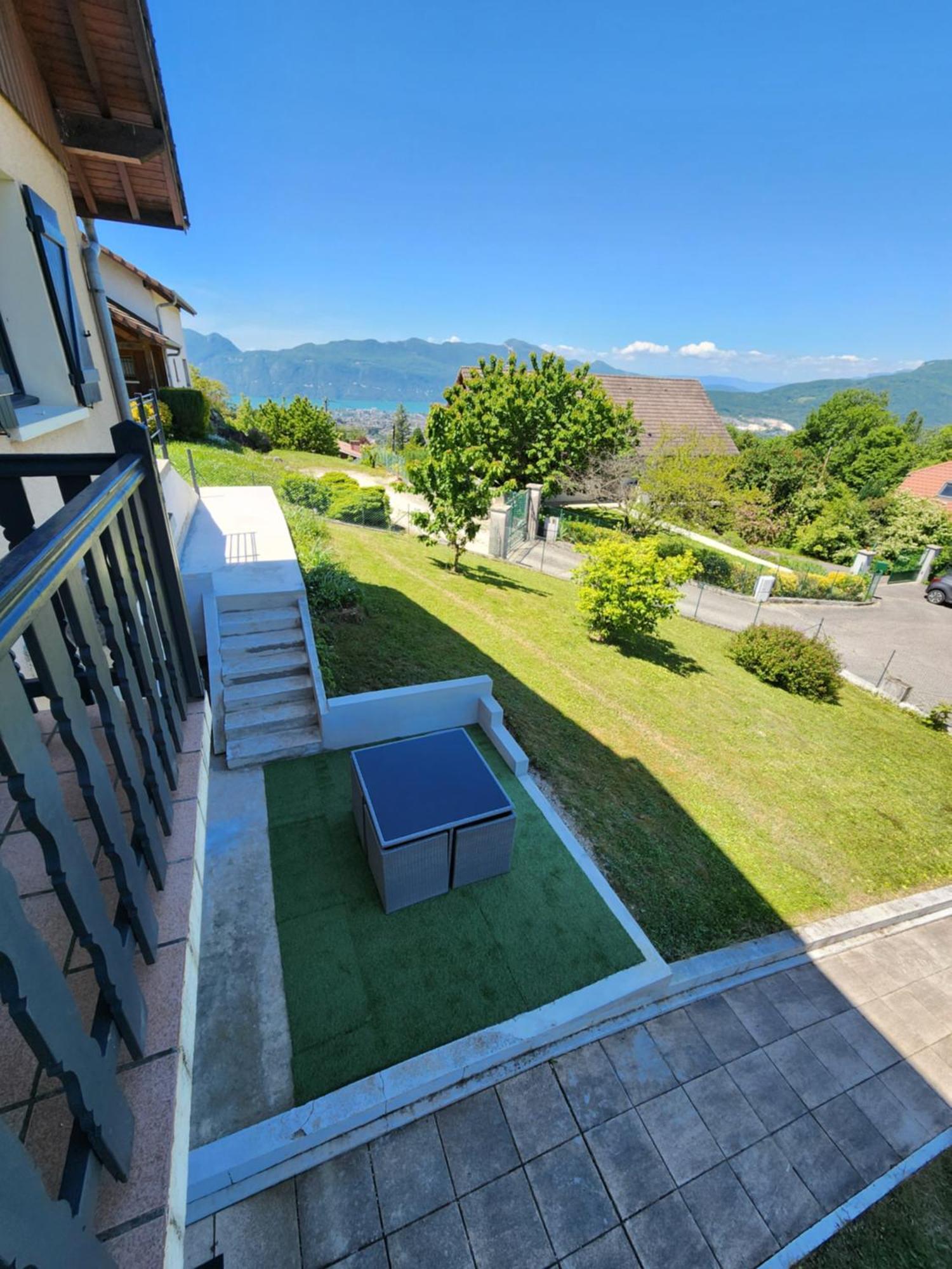 Appartement Independant Dans Maison Au Calme Pugny-Chatenod Екстер'єр фото